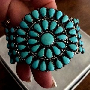 Kingman Turquoise Navajo,  sterling Silver 925 bracelet native AmericanBEAUTIFUL